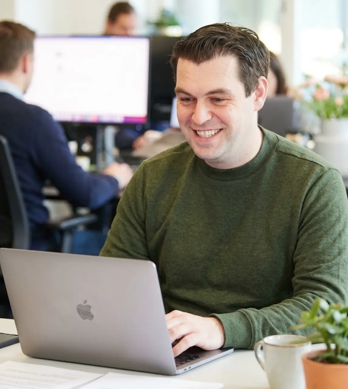 nicky de seo man werkend min